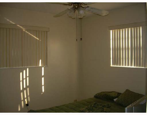 11261 Southwest 203rd Terrace Miami, FL 33189 - Photo 4 of 7