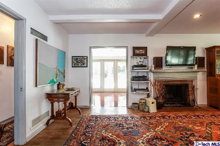 2121 East Altadena Drive Altadena, CA 91001 - Photo 9 of 51 Additional Photo