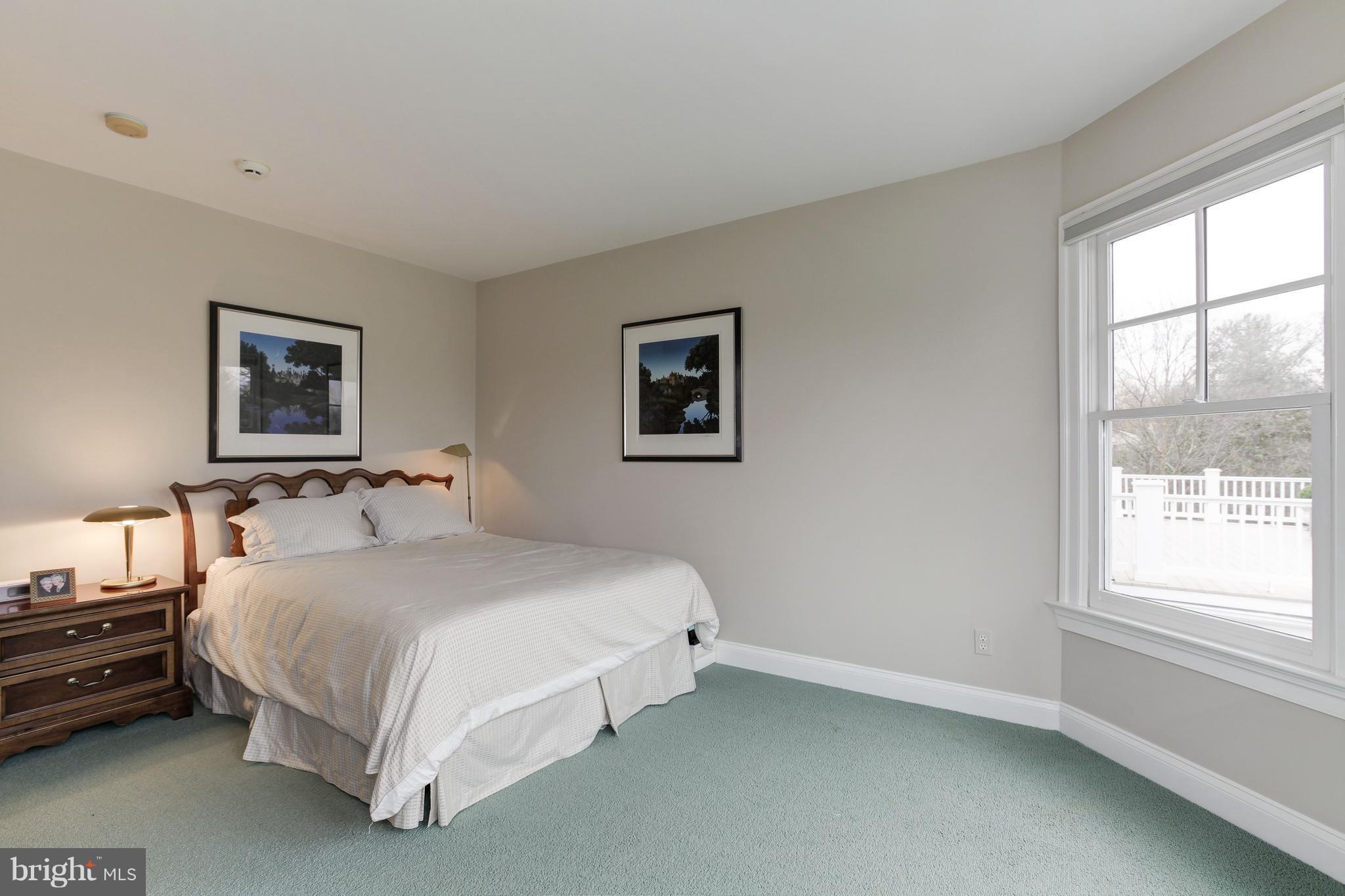 9904 Woodford Road Potomac, MD 20854 - Photo 26 of 30