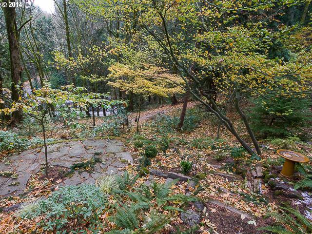 2572 Southwest Arden Road Portland, OR 97201 - Photo 15 of 16