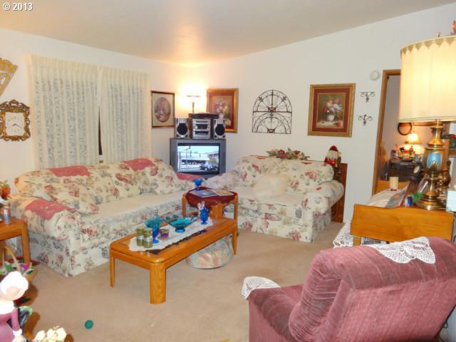 100 River Bend Road, Unit SP113 Reedsport, OR 97467 - Photo 5 of 8