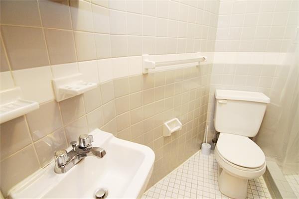 39 Christopher Street, Unit 2B Manhattan, NY 10014 - Photo 5 of 6