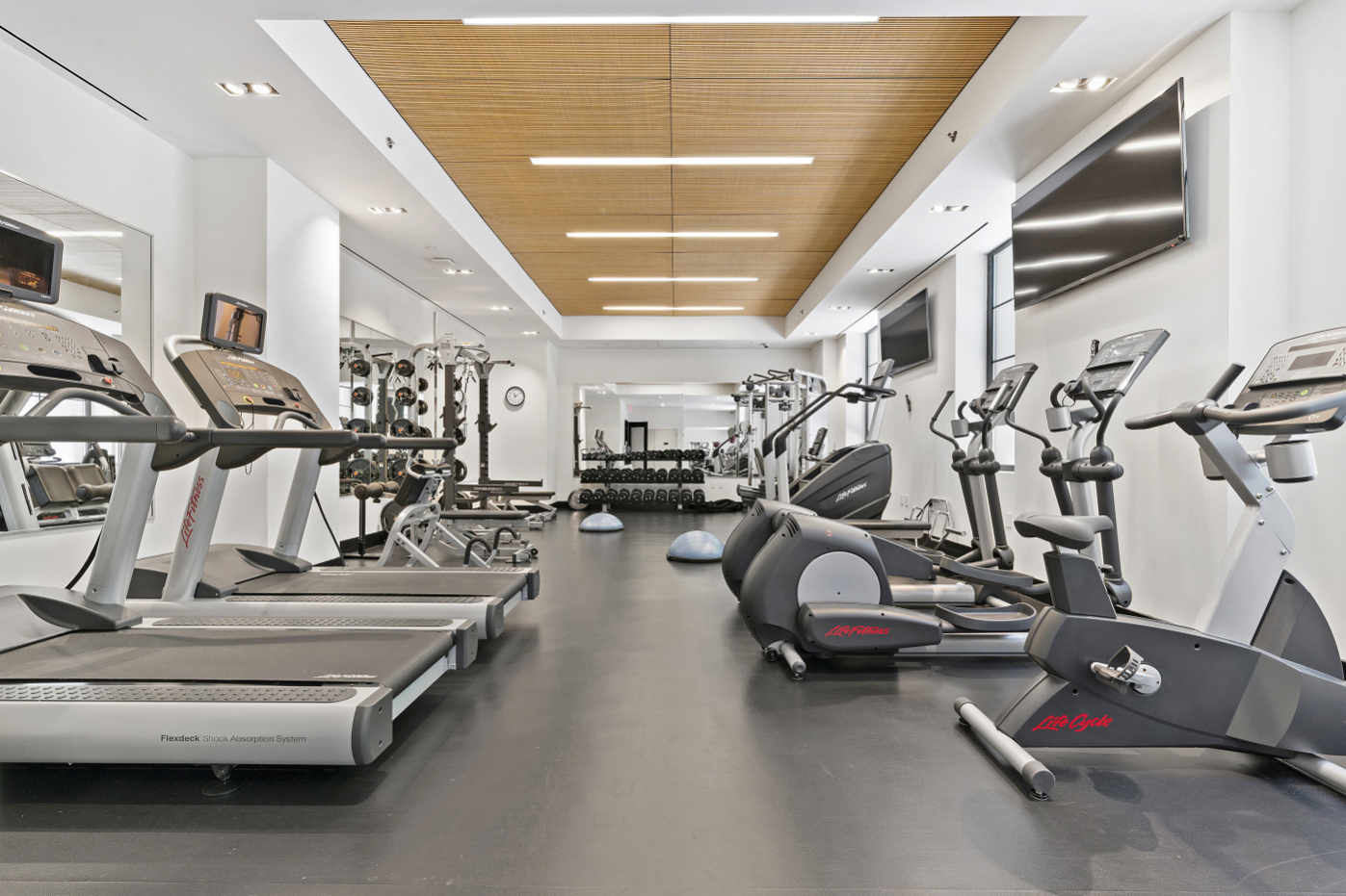 Stella Tower 425 W 50th St, Manhattan, NY 10019 - Photo 4 of 11