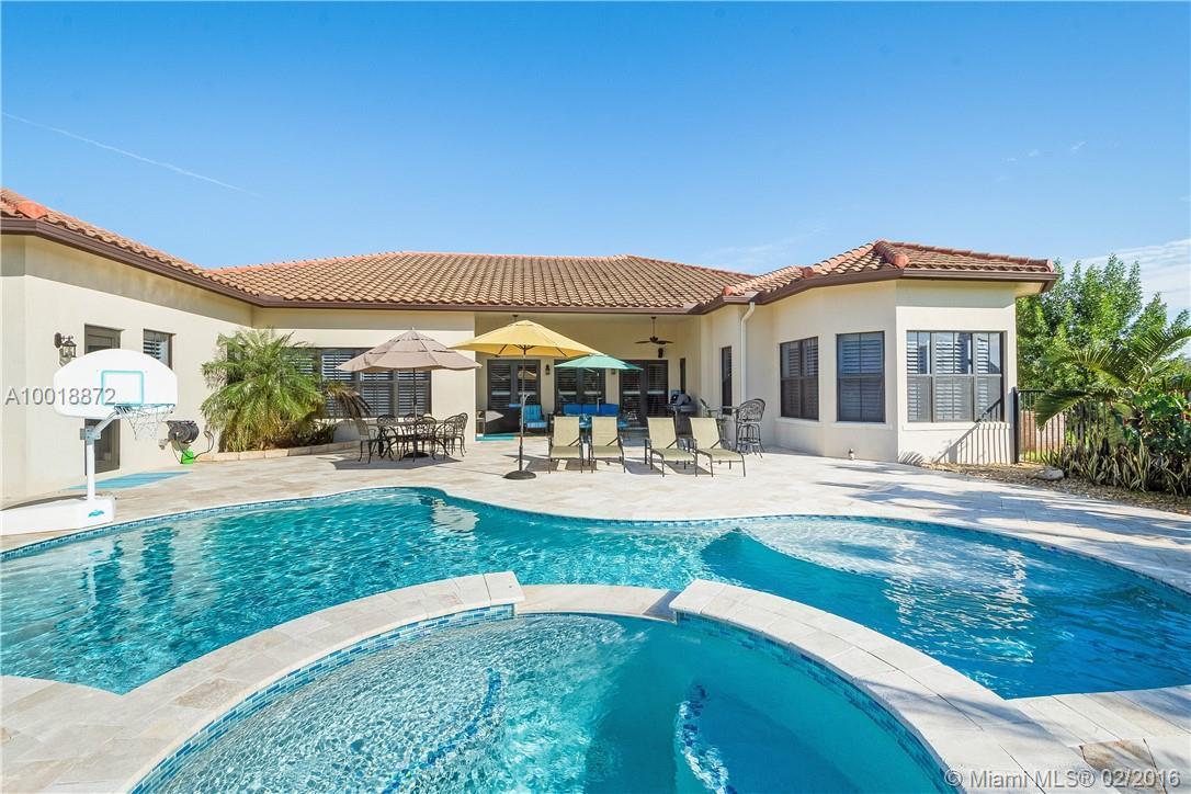4425 Parkside Road Davie, FL 33328 - Photo 1 of 35 Gallery Image 1
