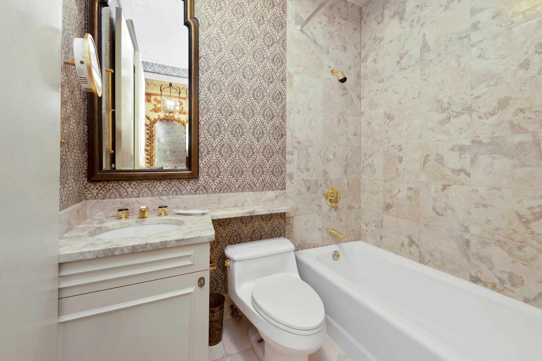 524 East 72nd Street, Unit 22D Manhattan, NY 10021 - Photo 7 of 19