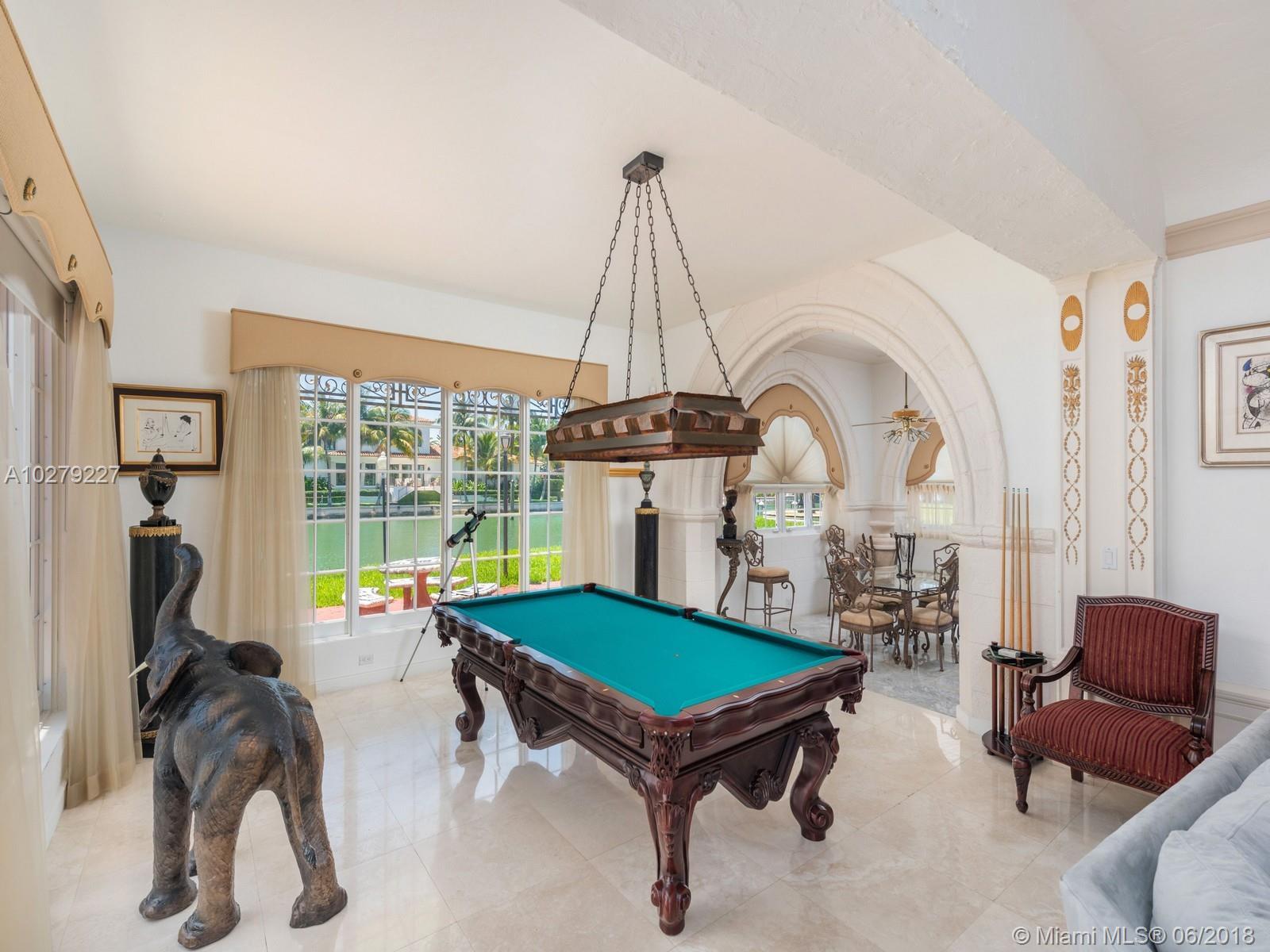 5011 Pine Tree Drive Miami Beach, FL 33140 - Photo 30 of 40