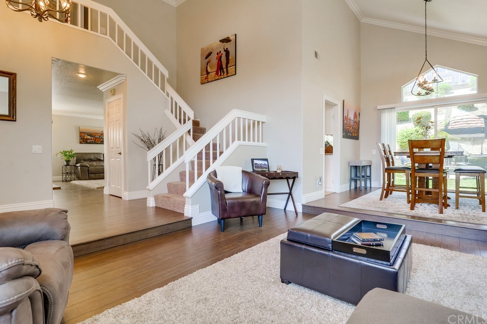 2310 Whiteoak Lane Corona, CA 92882 - Photo 9 of 46