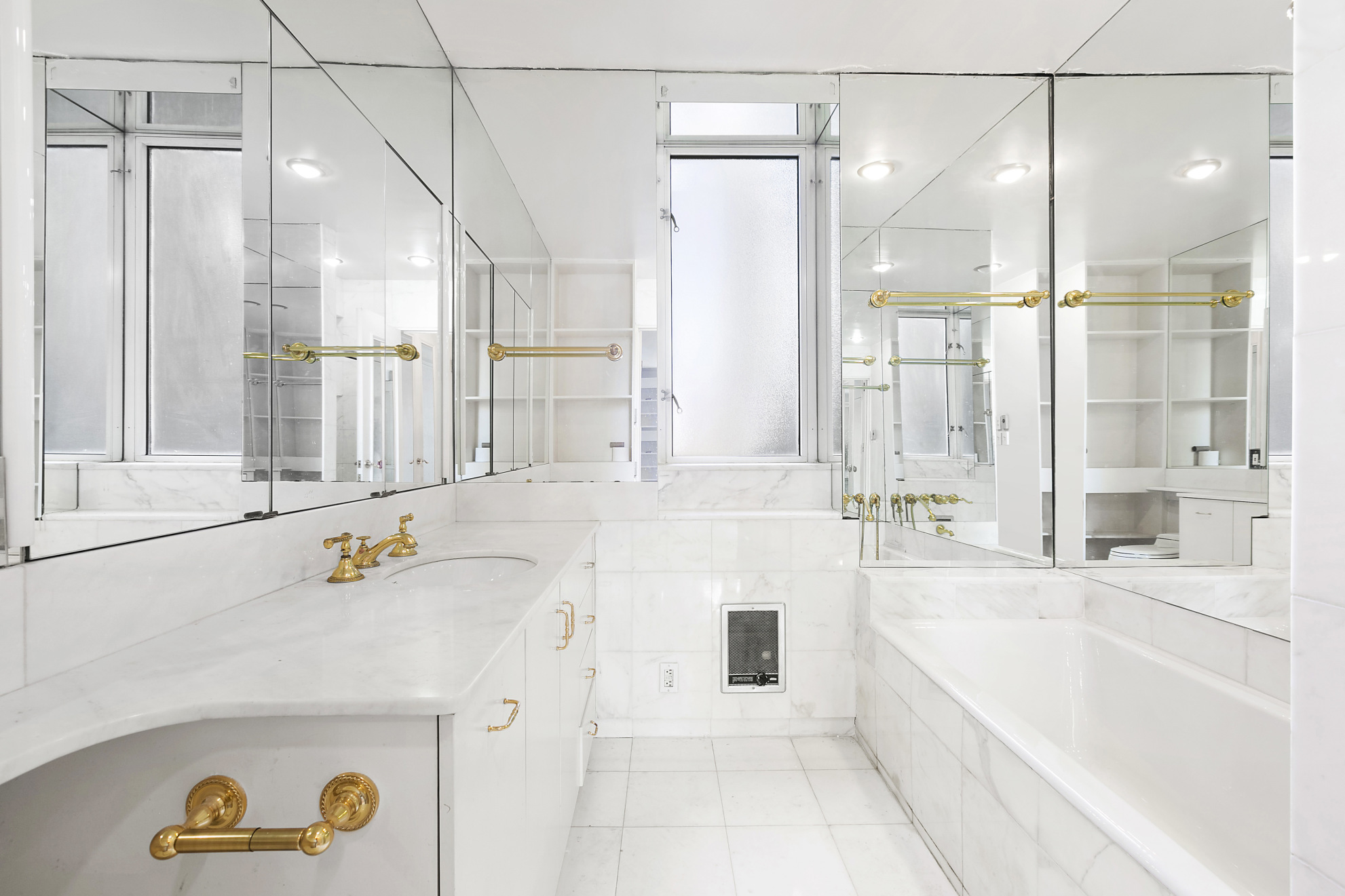 125 East 72nd Street, Unit 7D Manhattan, NY 10021 - Photo 12 of 21