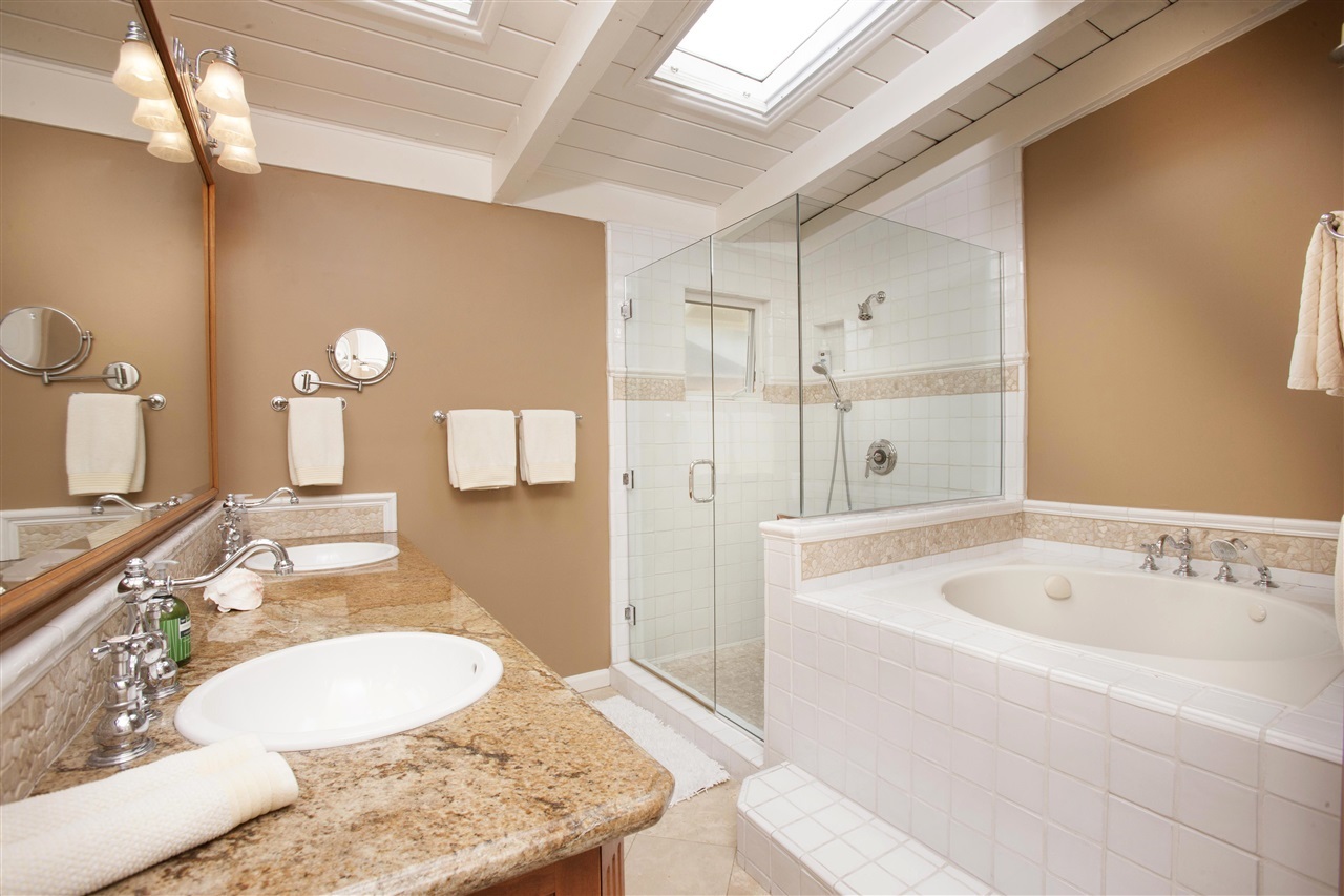 701 Crest Road Del Mar, CA 92014 - Photo 17 of 23
