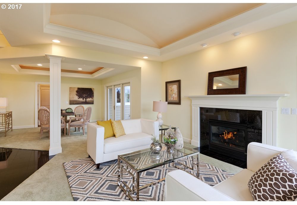 8612 Southwest Fair Ridge Way Portland, OR 97223 - Photo 4 of 32 Gallery Image 4