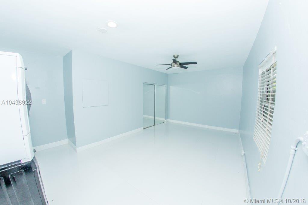 898 Southwest 12th Terrace Boca Raton, FL 33486 - Photo 25 of 33