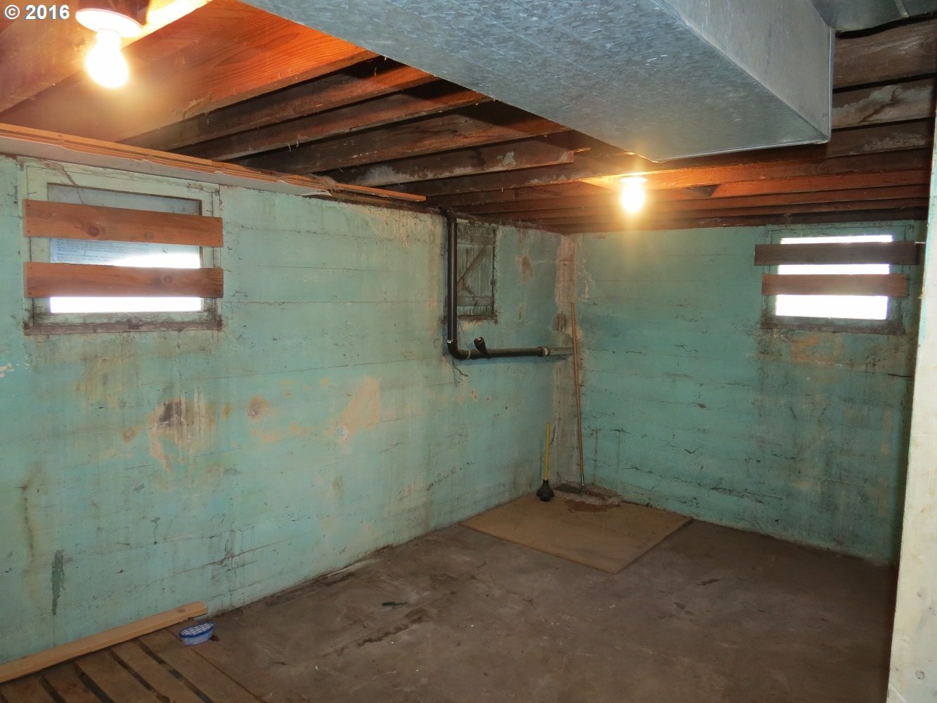 416 Southwest 5th Street Pendleton, OR 97801 - Photo 5 of 21