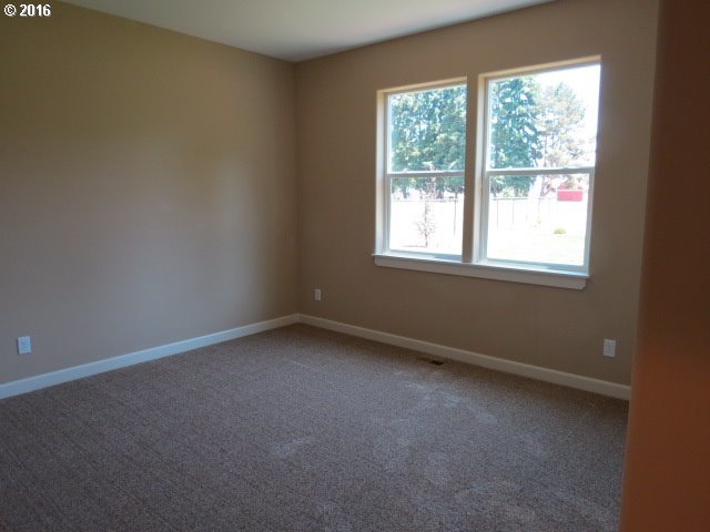 7765 River Road Northeast Keizer, OR 97303 - Photo 19 of 32 Gallery Image 19