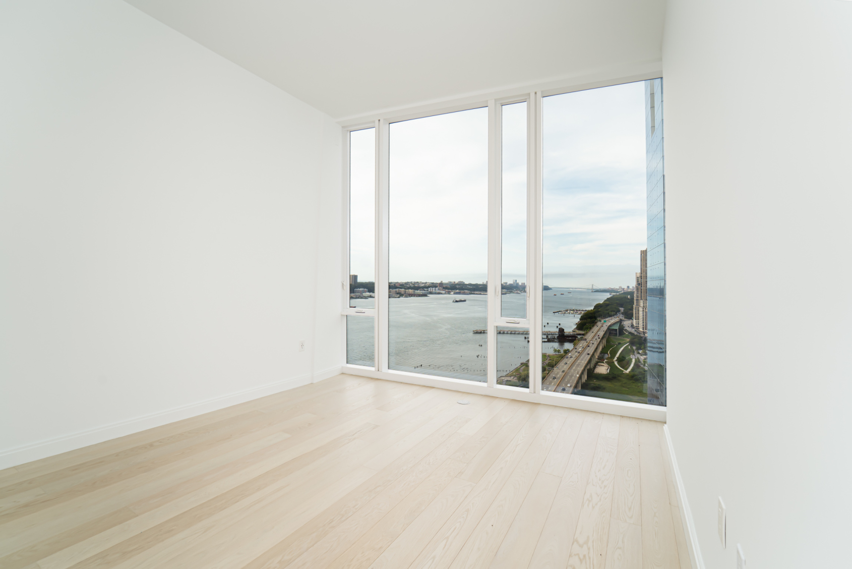 10 Riverside Boulevard, Unit 29B Manhattan, NY 10069 - Photo 5 of 19