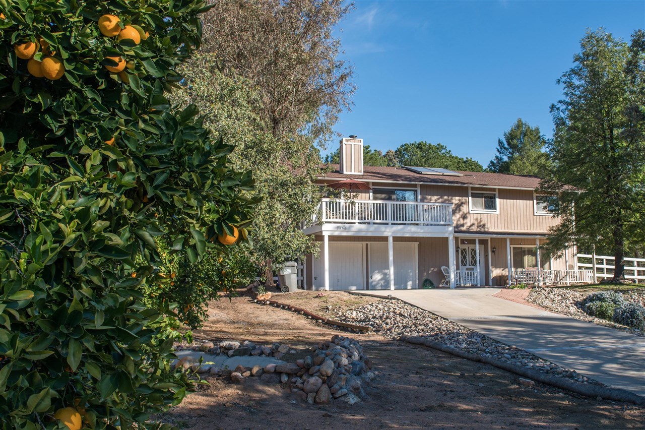 17348 Felipe Road Ramona, CA 92065 - Photo 2 of 25