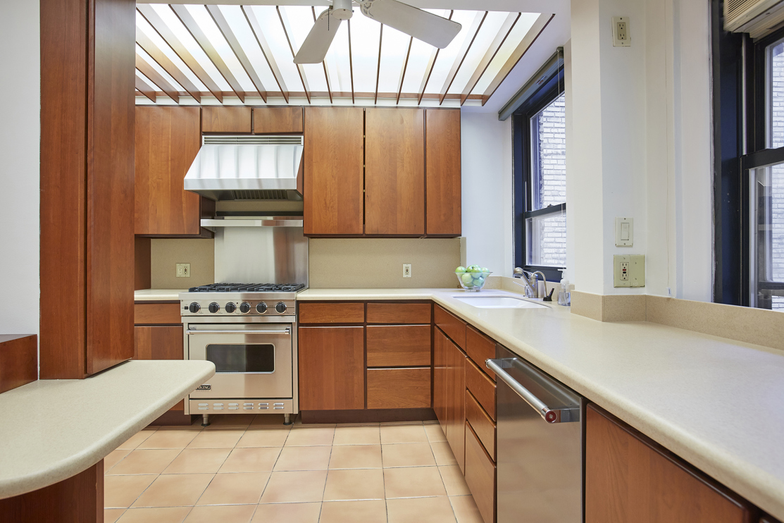 755 West End Avenue, Unit 9B Manhattan, NY 10025 - Photo 12 of 15