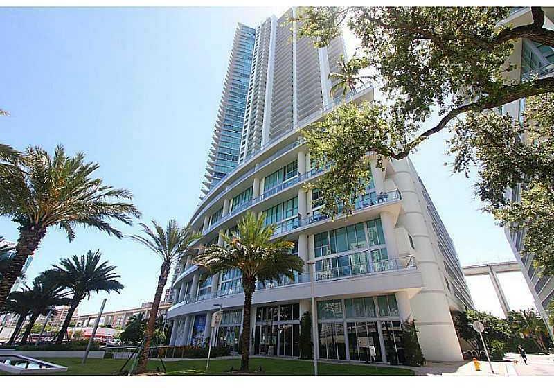 92 Southwest 3rd Street, Unit 2403 Miami, FL 33130 - Photo 14 of 17