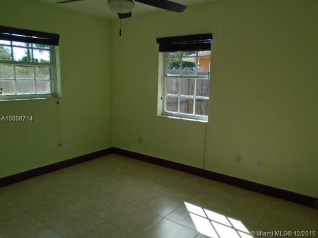 20740 Anchor Road Cutler Bay, FL 33189 - Photo 6 of 10