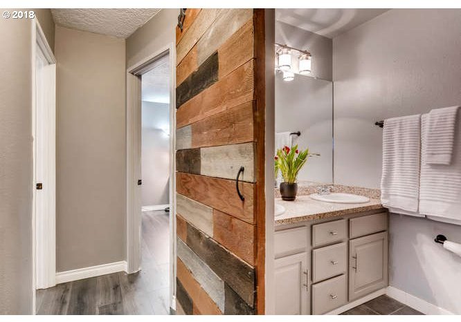8335 Southwest Tygh Loop Tualatin, OR 97062 - Photo 21 of 27 Gallery Image 21