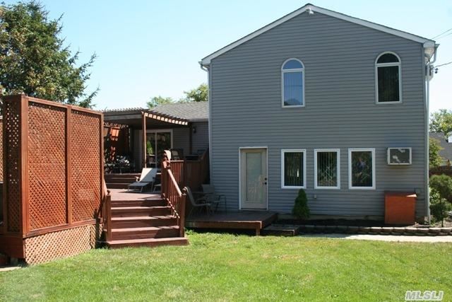 148 Nimbus Road Holbrook, NY 11741 - Photo 20 of 20 Gallery Image 20