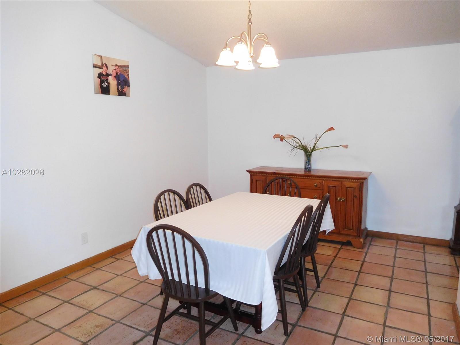 12118 Old Country Road South Wellington, FL 33414 - Photo 6 of 29