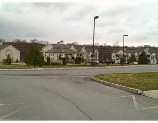 104 Regency Court Middletown, NY 10940 - Photo 2 of 11