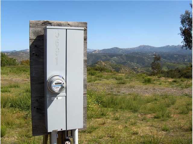 Canyon Rim Canyon Rim Al El Cajon, CA 92021 - Photo 10 of 14 Underground electric ... no natural gas to property per SDGE