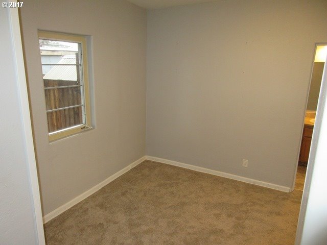 495 Ford Street Southeast Salem, OR 97301 - Photo 17 of 18