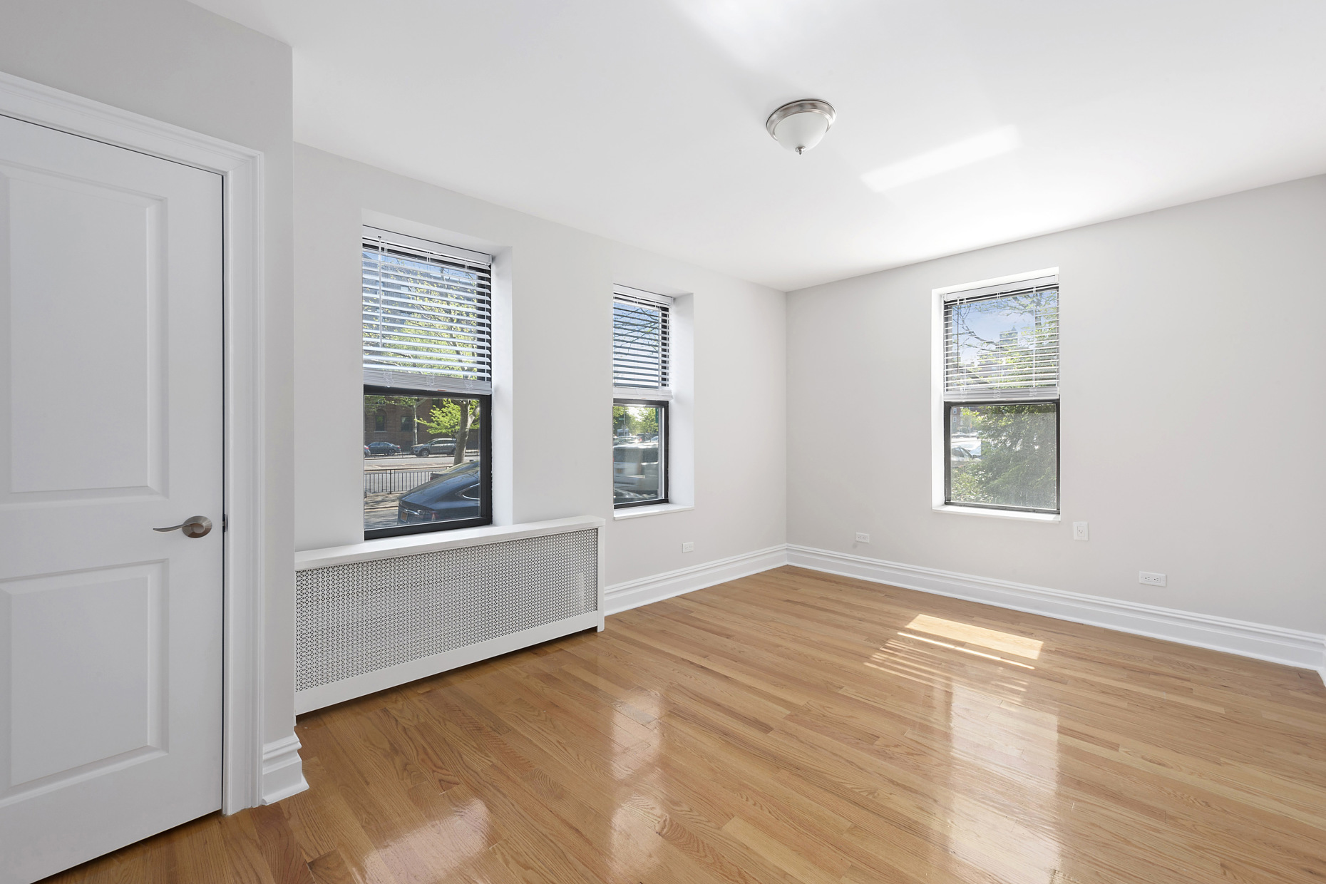 109-20 Queens Boulevard, Unit 1F Queens, NY 11375 - Photo 3 of 4