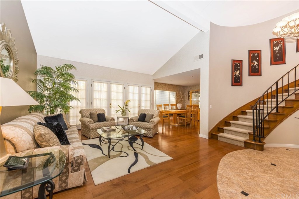 10 Columbus Irvine, CA 92620 - Photo 5 of 57