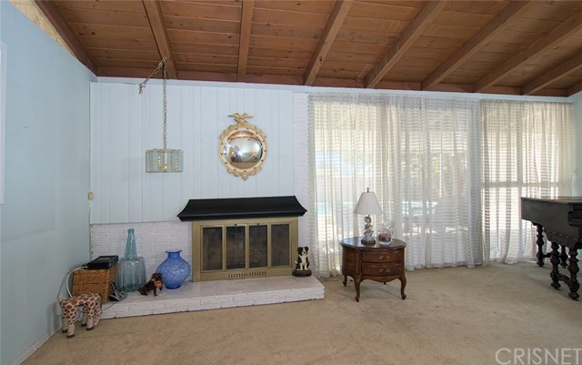 20448 Eccles Street Winnetka, CA 91306 - Photo 7 of 18