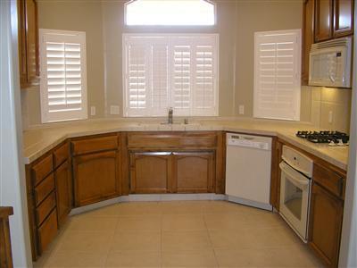 4516 Jackson Ridge Avenue Bakersfield, CA 93313 - Photo 2 of 8 Gallery Image 2