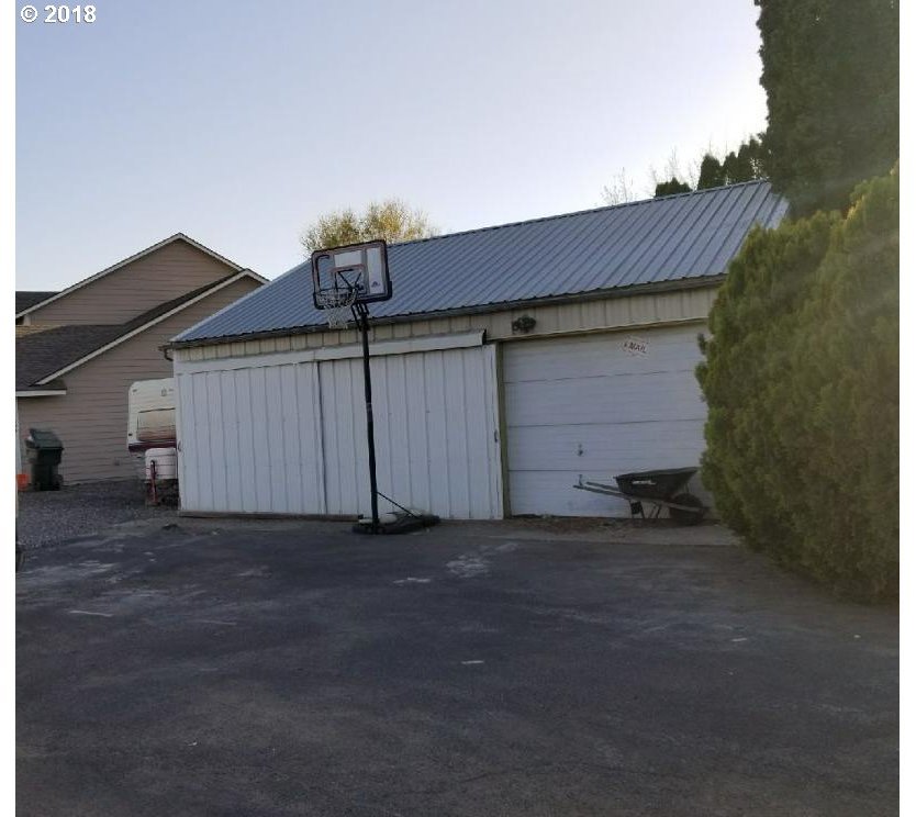 32304 Diagonal Boulevard Hermiston, OR 97838 - Photo 16 of 18