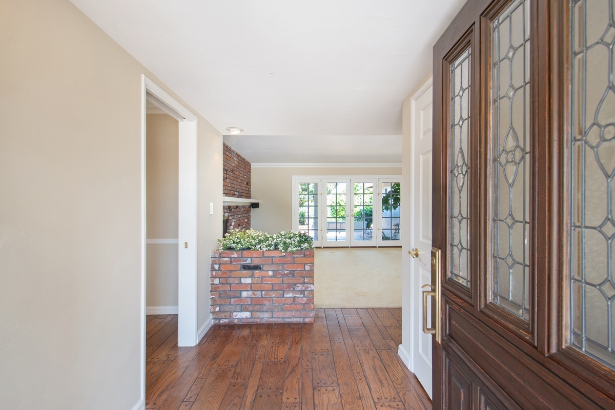 1171 Rippey Street El Cajon, CA 92020 - Photo 2 of 23 Gallery Image 2