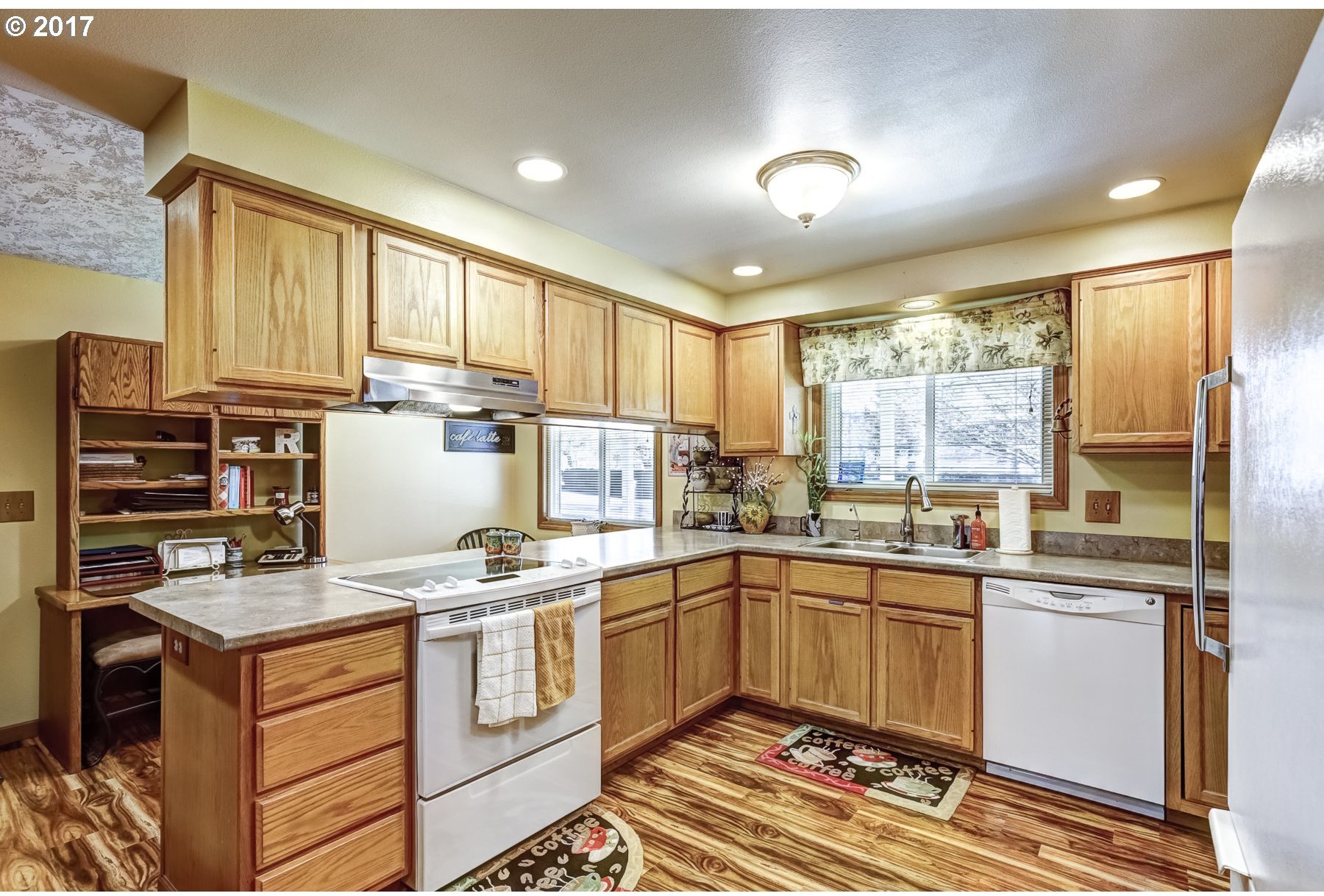 2885 Northwest Stringtown Road Forest Grove, OR 97116 - Photo 9 of 27
