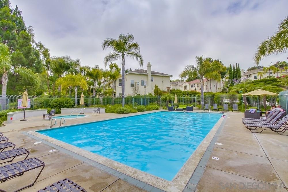 6033 Oakgate Row La Jolla, CA 92037 - Photo 24 of 25