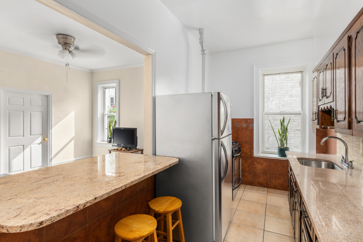 4407 4th Avenue, Unit B4 Brooklyn, NY 11220 - Photo 5 of 8