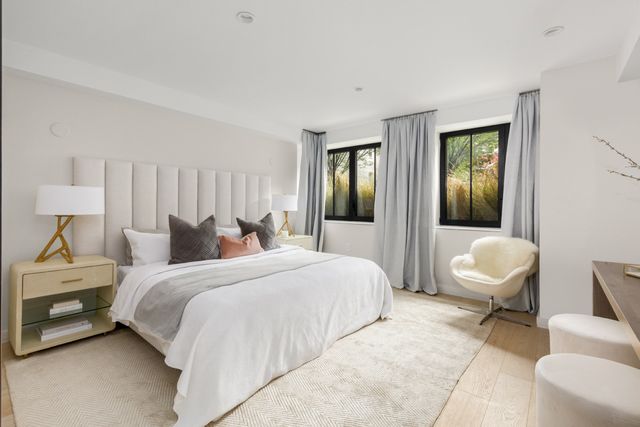 $3,520,000 | 54 Macdougal Street, Unit Maisonette | SoHo