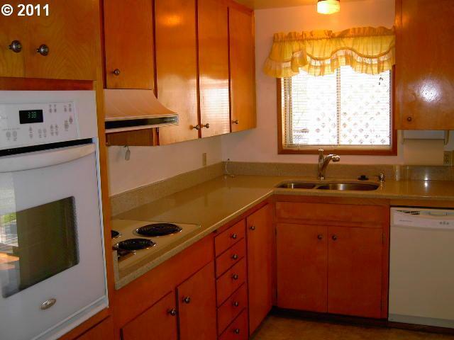1155 Randolph Road Woodburn, OR 97071 - Photo 1 of 15 Gallery Image 1