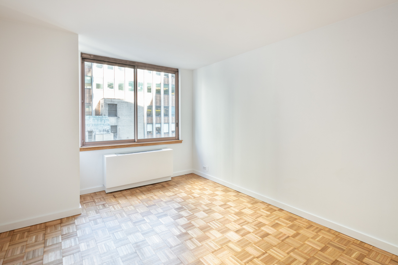 235 East 40th Street, Unit 17E Manhattan, NY 10016 - Photo 4 of 12