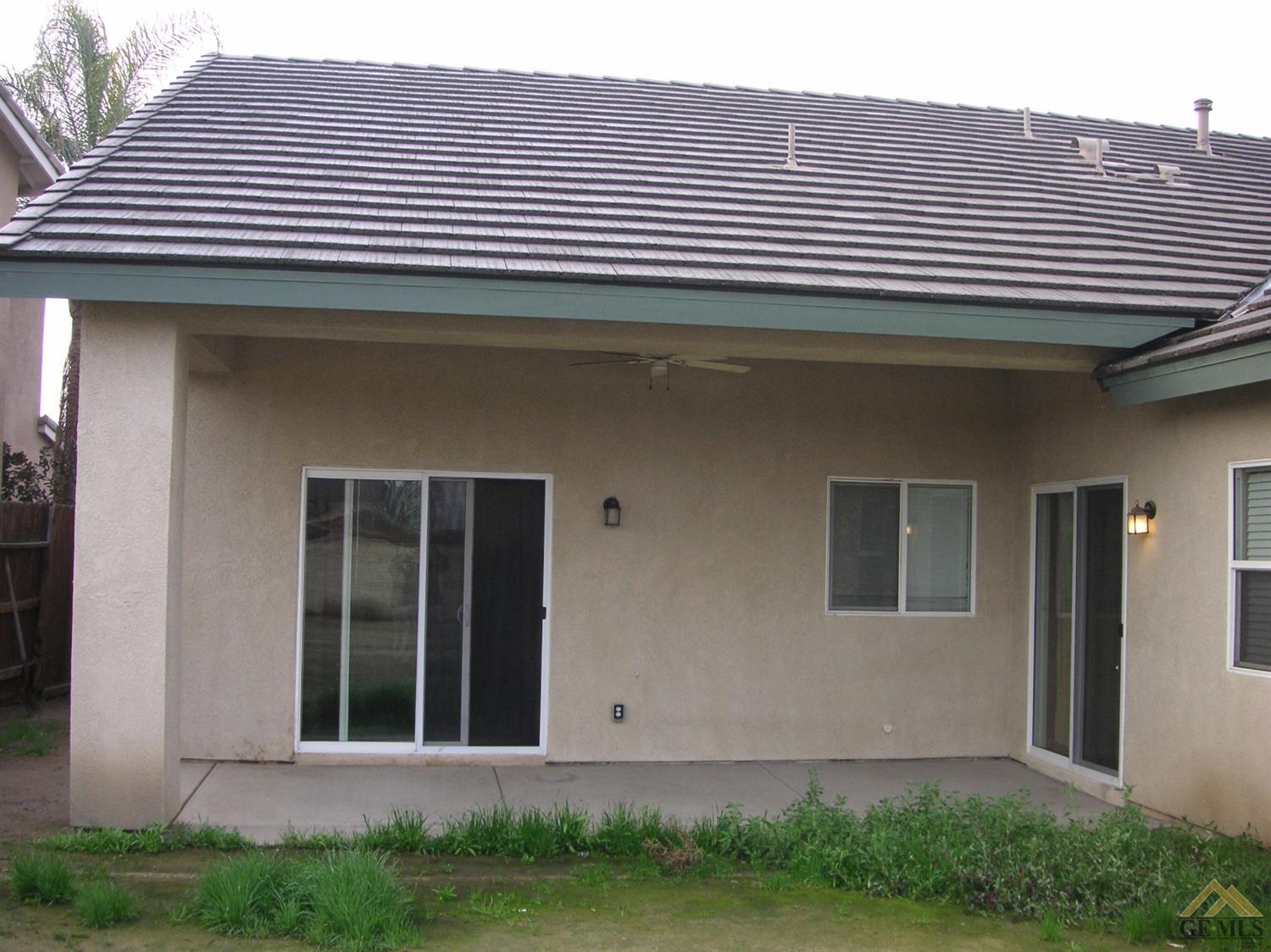 2610 Rising Mist Lane Bakersfield, CA 93313 - Photo 12 of 15 Gallery Image 12