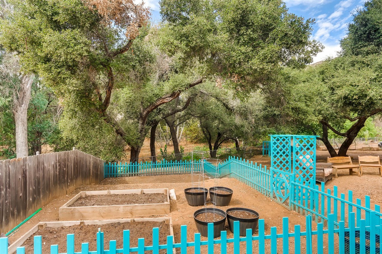 423 Silverbrook Drive El Cajon, CA 92019 - Photo 24 of 25