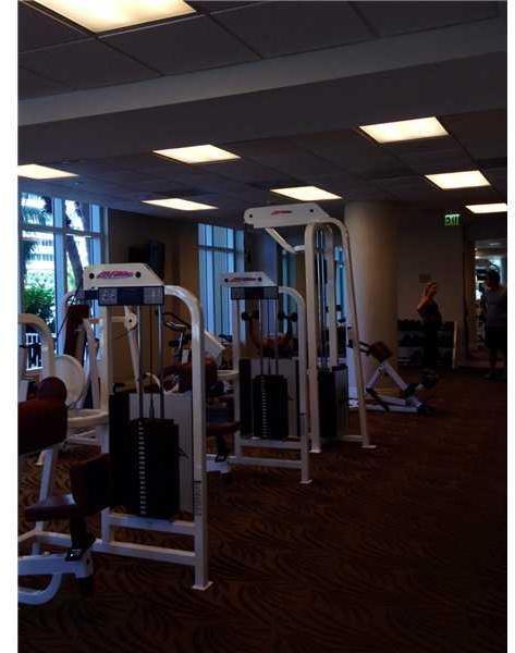 801 Brickell Key Boulevard, Unit 1610 Miami, FL 33131 - Photo 23 of 25