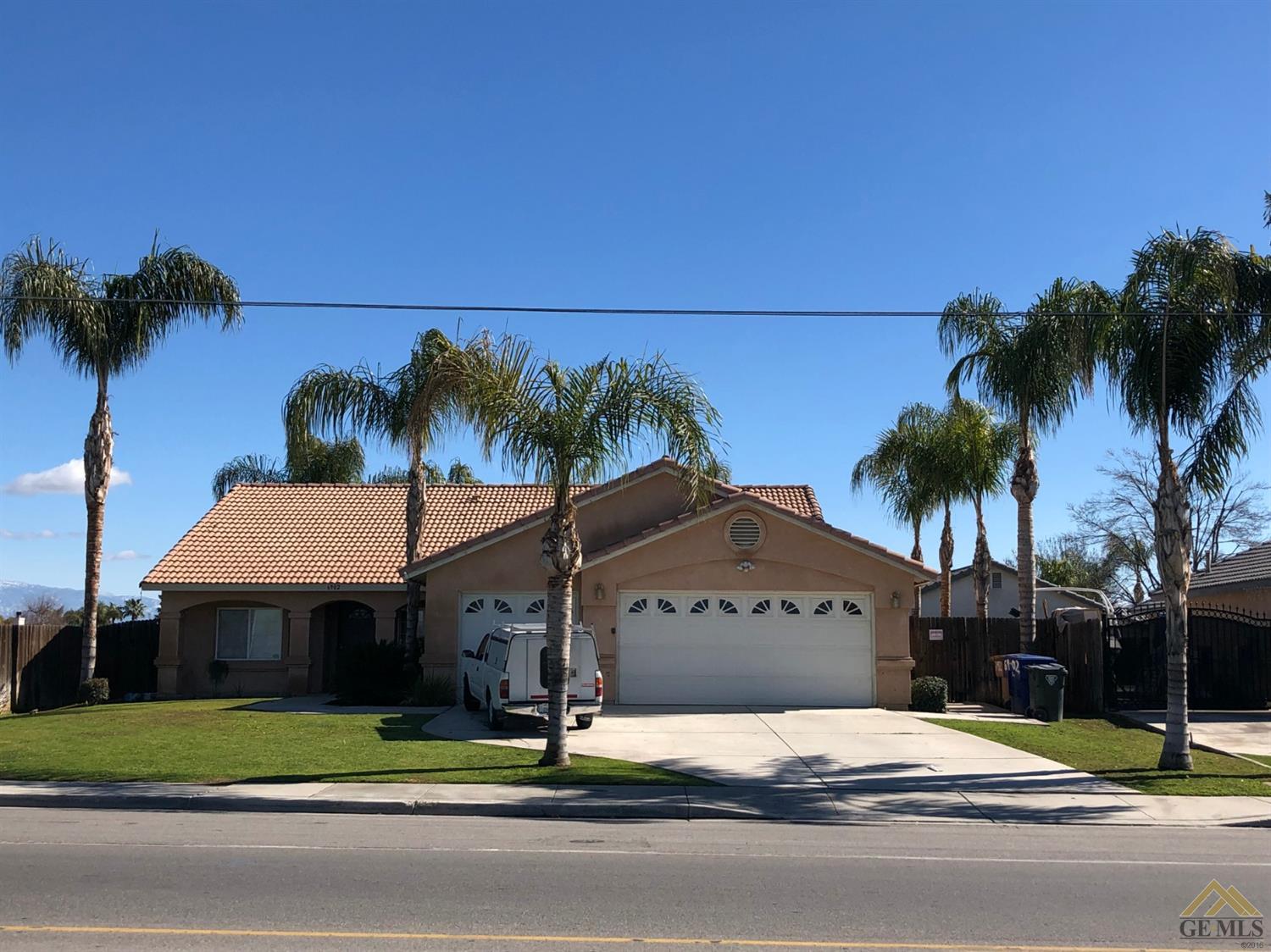 6902 Akers Road Bakersfield, CA 93313 - Photo 1 of 24