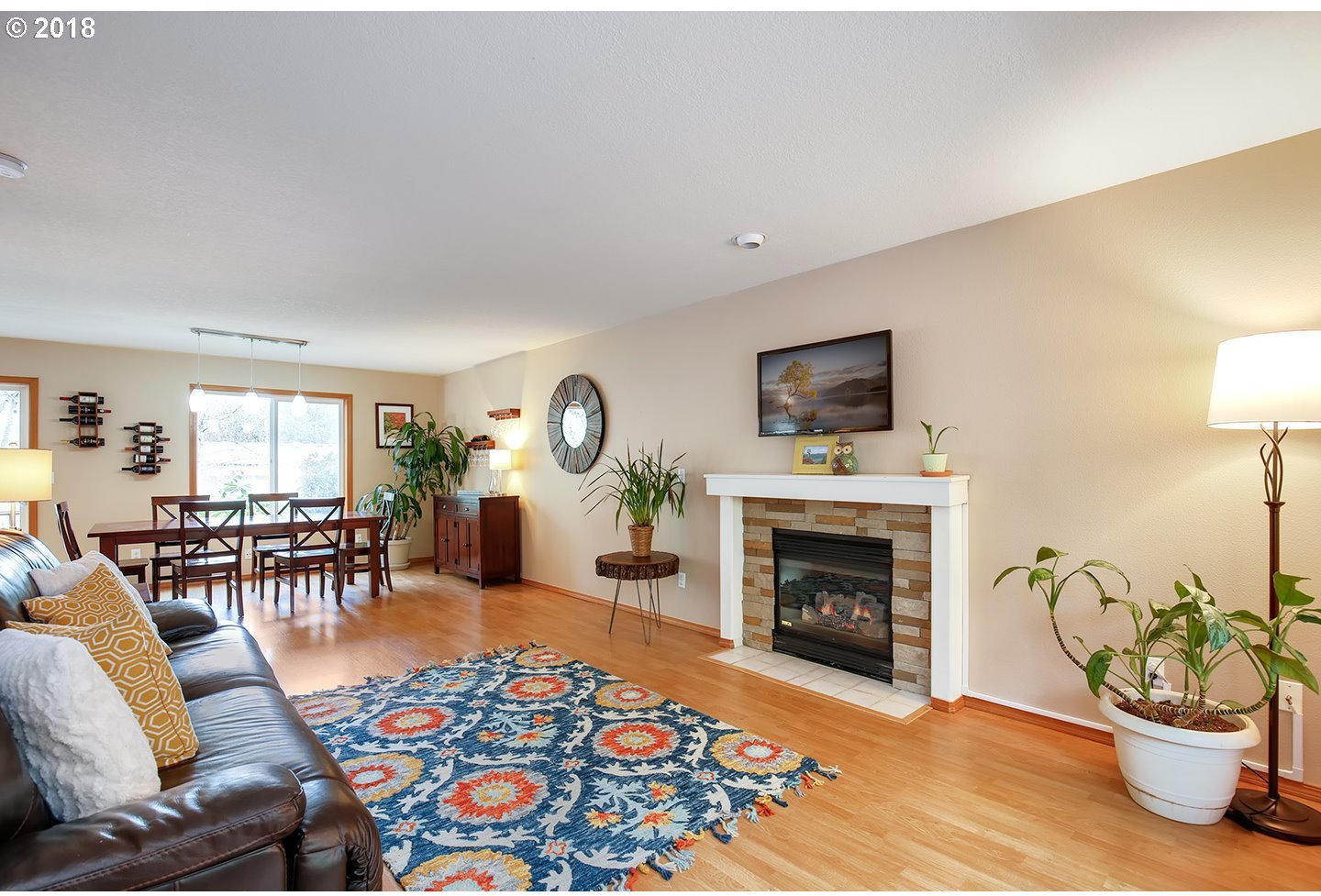 4029 Southwest Pasadena Street Portland, OR 97219 - Photo 13 of 32 Gallery Image 13