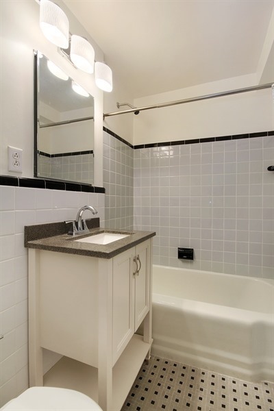 45 West 10th Street, Unit 2A Manhattan, NY 10011 - Photo 6 of 7