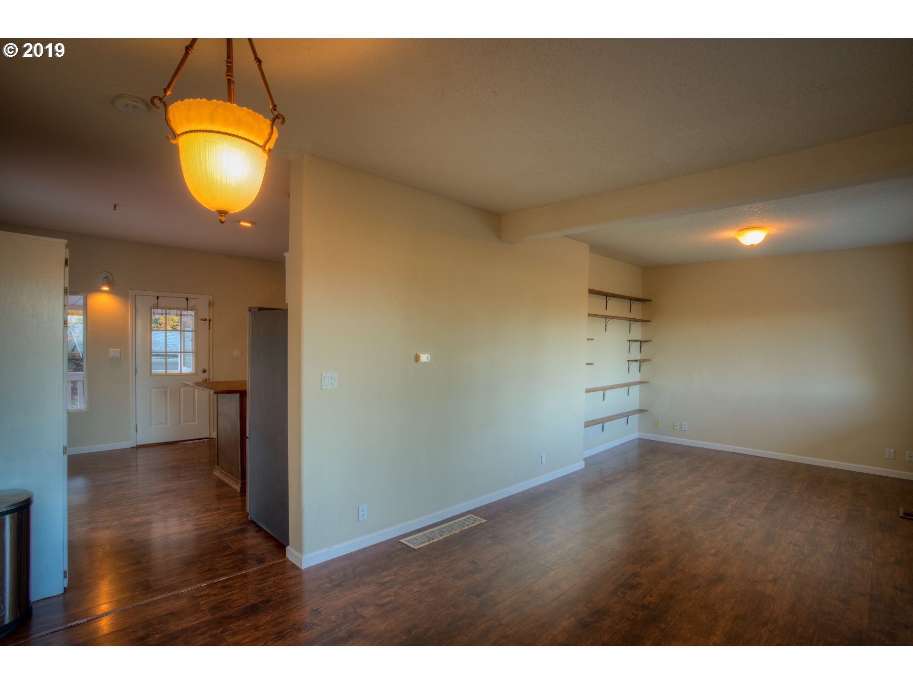 3833 Southwest View Point Terrace Portland, OR 97239 - Photo 11 of 21 Gallery Image 11