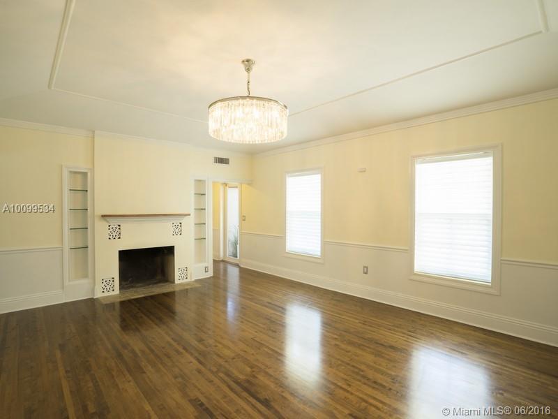 560 Northeast 57th Street Miami, FL 33137 - Photo 2 of 31