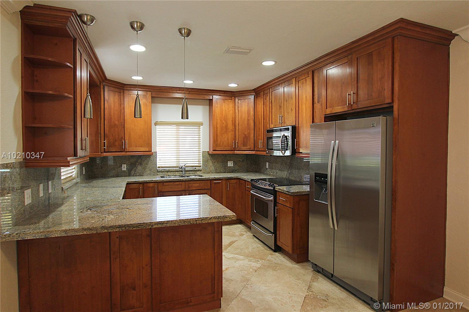 3541 Southwest 23rd Terrace Miami, FL 33145 - Photo 6 of 20