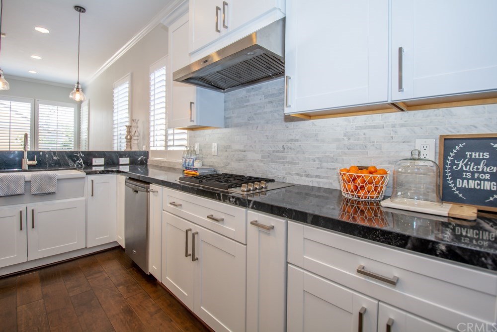 206 Laurel Avenue Brea, CA 92821 - Photo 15 of 32